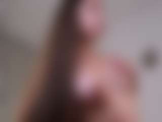 Mia's Live Sex Cam Show