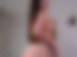 Mia's Live Sex Cam Show