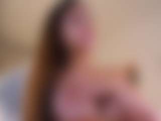 Mia's Live Sex Cam Show