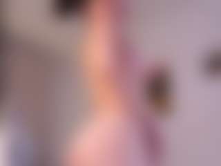 Mia's Live Sex Cam Show