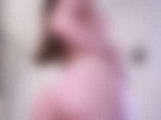 Live cam show with Mia - Hairy Pussy on Camsoda