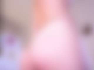 Live cam show with Mia - Joi on fuklive.com