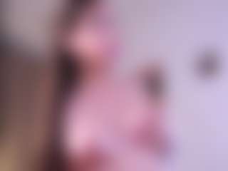 Live cam show with Mia - Green Eyes on Camsoda