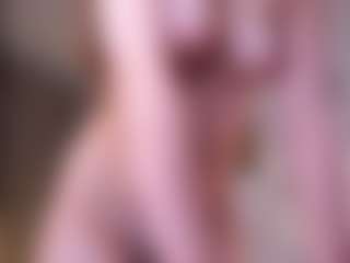 Live cam show with Mia - Upskirt on madthumbs
