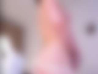 Live cam show with Mia - Cosplay on Camsoda