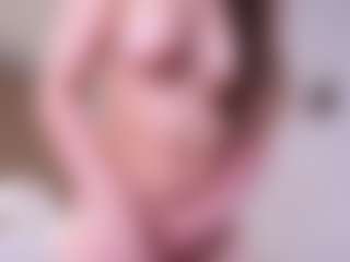 Mia's Live Sex Cam Show