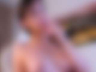 Live cam show with Mia - Raven Hair on madthumbs