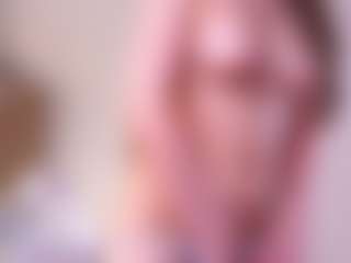 Live cam show with Mia - Hairy Pussy on Camsoda