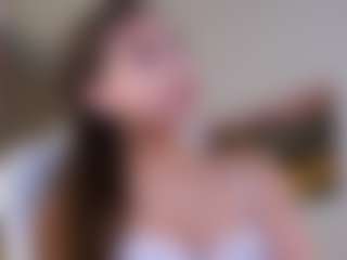 Mia's Live Sex Cam Show