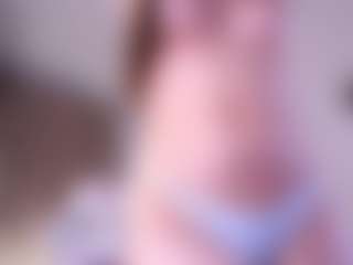 Mia's Live Sex Cam Show