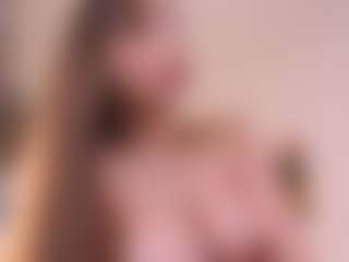 Show de cam en vivo con Mia - Double Penetration en Camsoda