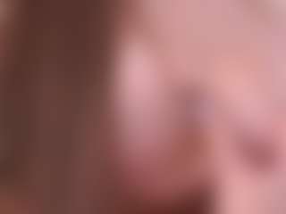 Live cam show with Mia - Hairy Pussy on Camsoda