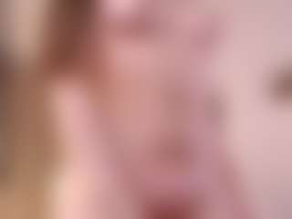 Live cam show with Mia - Green Eyes on Mixed Magazine Live