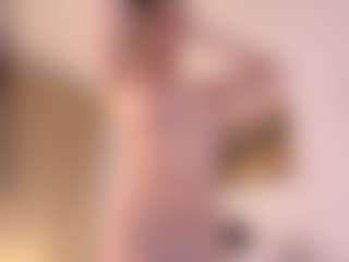 Mia's Live Sex Cam Show