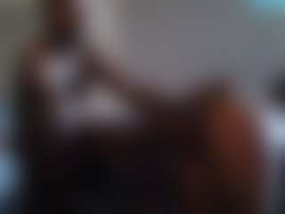 MamiSquirts11's Live Sex Cam Show