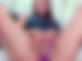 LaurenBellucci's Live Sex Cam Show