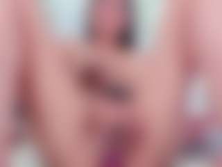 LaurenBellucci's Live Sex Cam Show