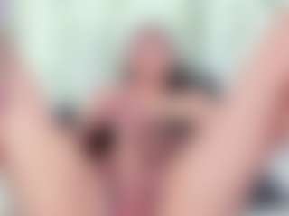 Live cam show with LaurenBellucci - Cowgirl on crypto-cams