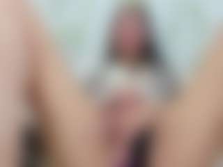 LaurenBellucci's Live Sex Cam Show