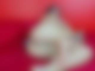 Live cam show with lizzetmia68 - Brown Hair on chickslive.net