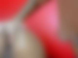 Live cam show with lizzetmia68 - Skinny on ObeyMaria