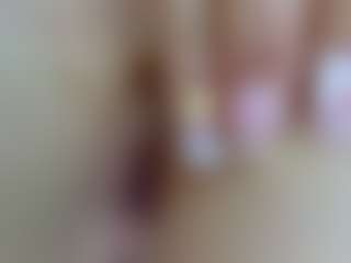 Live cam show with lizzetmia68 - Brown Hair on hrnylive.com