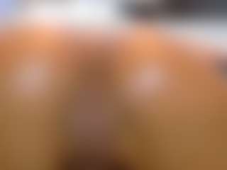 Live cam show with Me and my Sexy Teen Girlfriends - Athletic Spank on AdultVida.com