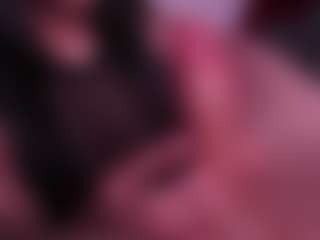 Live cam show with MadysRock - Strip on xheatlive.com