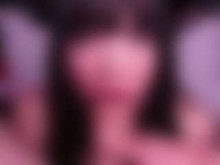 Live cam show with MadysRock - Brown Eyes on Camsoda
