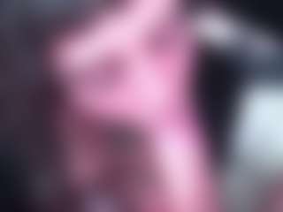 Live cam show with MATERIAXXXTAR - Young Adult on studioflirtlive.com
