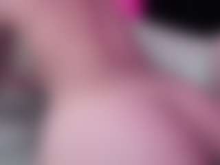 Live cam show with MATERIAXXXTAR - No Smoking on Camsoda