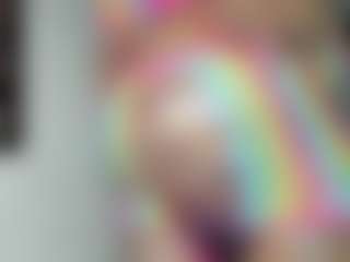 Live cam show with Miss-Diamonds - Butt Plug on liverealitysex.com