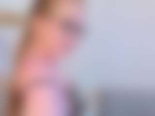 Live cam show with MiyokoGerwin - Camel Toe on SpankPalCams