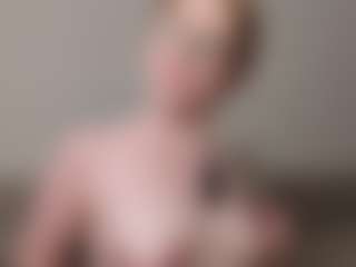 Live cam show with MiyokoGerwin - Red Hair on TeamSkeetLive