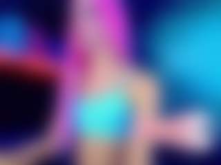 Live cam show with SamiraHott1 - Flat Chested on Camsoda