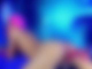 Live cam show with SamiraHott1 - Average on 1on1-livenow