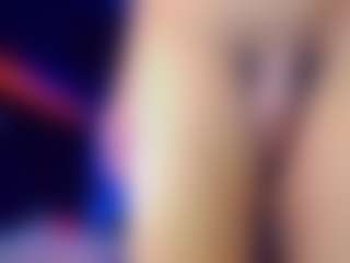 SamiraHott1's Live Sex Cam Show