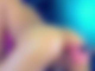 Live cam show with SamiraHott1 - Tease on live.xheat.ai