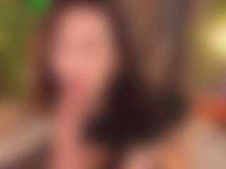 Luna's Live Sex Cam Show