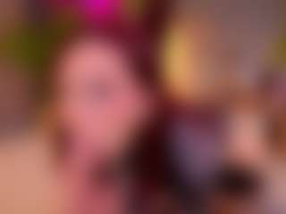 Live cam show with Luna - Fingering White on madthumbs | united states