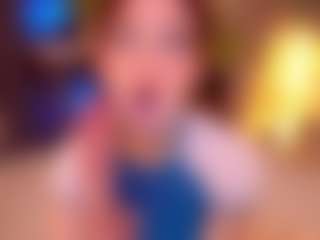 Live cam show with Luna - Ass Bouncing on Mixed Magazine Live