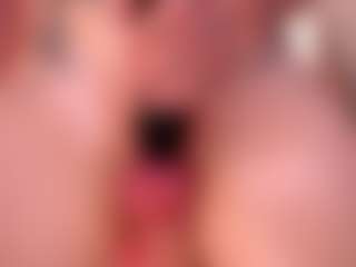 Luna's Live Sex Cam Show