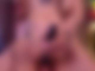 Luna's Live Sex Cam Show
