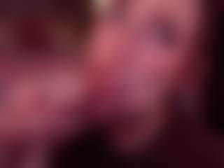 Luna's Live Sex Cam Show