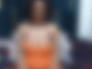 Live cam show with SexyLo0la - Brown Hair MILF on CamwithHer