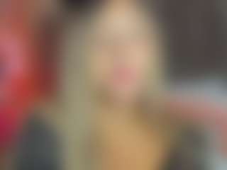 Live cam show with VALKA - Lovense Petite on Livezox
