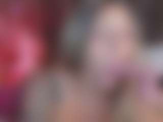 Live cam show with VALKA - Nipple Piercings on Milfs Live