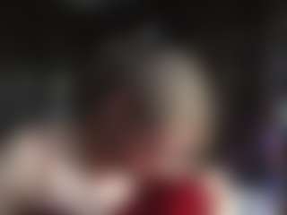 Live cam show with ClarisProcsal - Green Eyes on Mixed Magazine Live