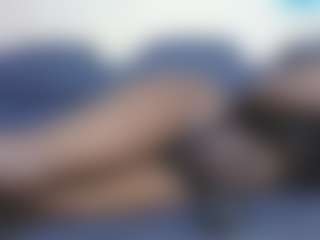Live cam show with CuteshyLinda - Gray Eyes on livesexfox.com