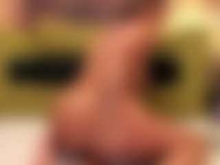 Live cam show with solarcris - Blowjob on Latina Girls